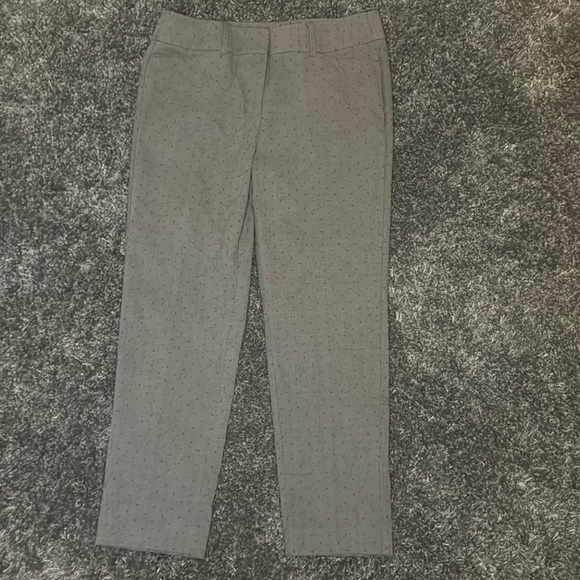 Loft Outlet Gray Modern Skinny Pants with Black Dots - Size 10 - Picture 2 of 8